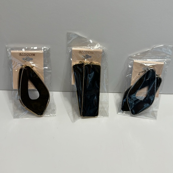 Blossom (Set of 3) Black Earrings Two Gold trim & one silver trim New in Package - Picture 7 of 16
